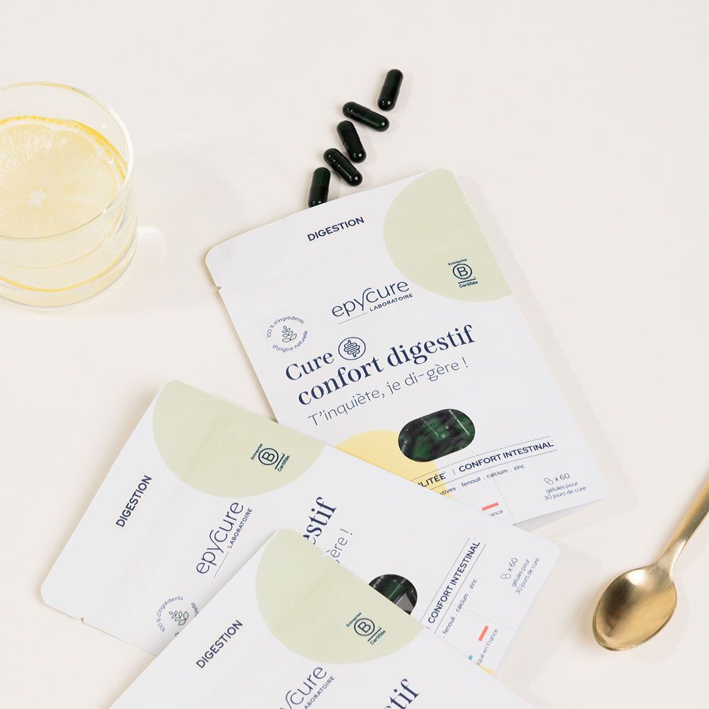 Trois sachets de gélules, gélules, verre et cuillère. Inscription : Epycure, Cure confort digestif.