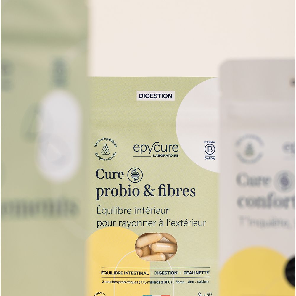 Gros plan sur les emballages de produits. Epycure Probio & Fibre Complex gélules. Texte: Cure probio & fibres, Digestion.