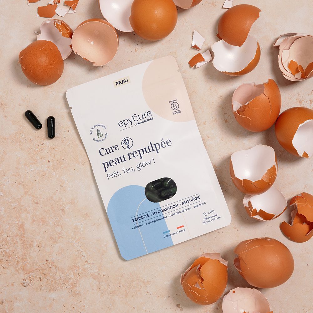 Sachet de gélules et coquilles d'œufs. Inscription: Cure peau repulpée, epycure. Certification collagène végétarien.