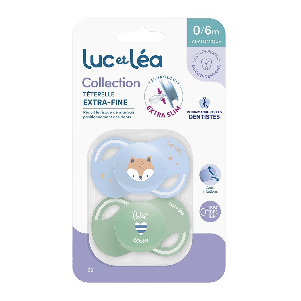 Emballage de deux sucettes anatomiques. Une bleue avec un renard, une verte avec un cœur. Marque : Luc et Léa. 0/6m.