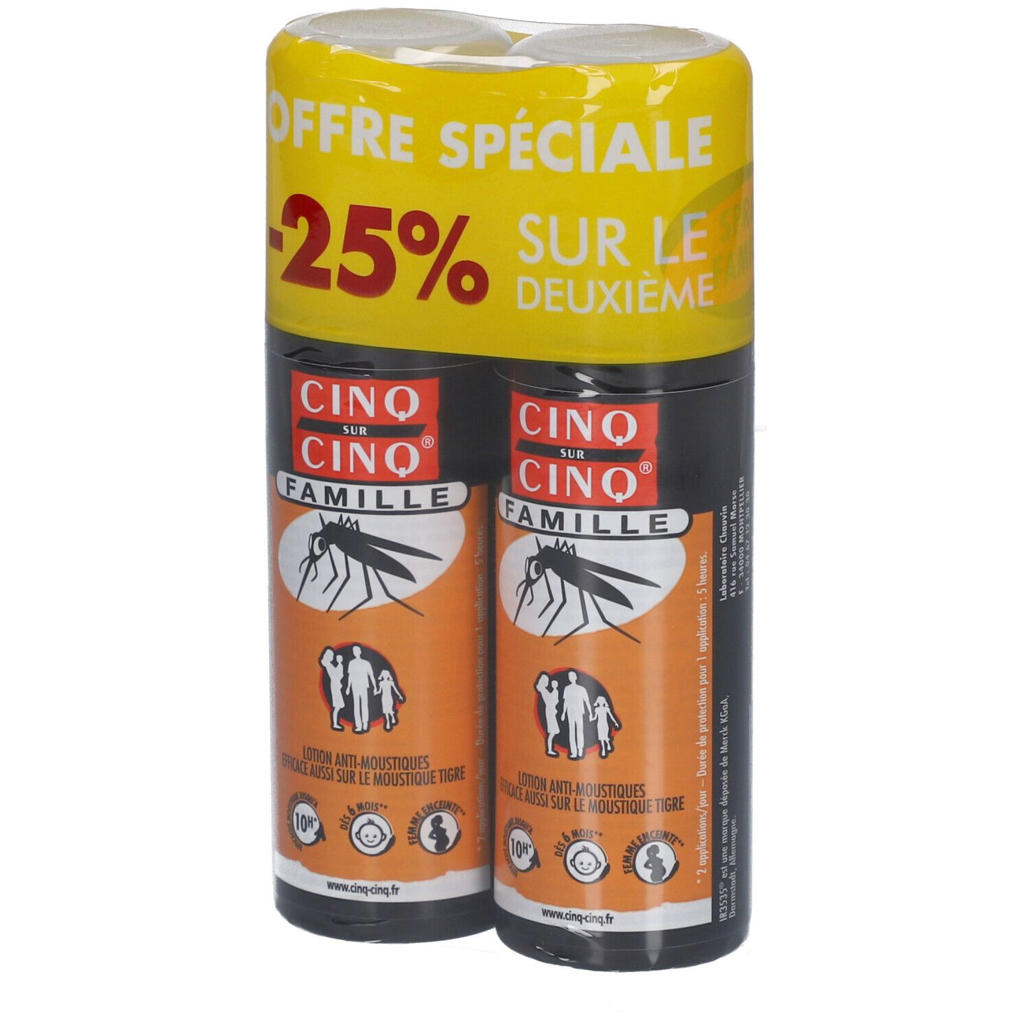 Deux sprays emballés. Flacons noirs avec étiquettes oranges. Inscription : CINQ SUR CINQ FAMILLE. Emballage jaune avec -25% de réduction.