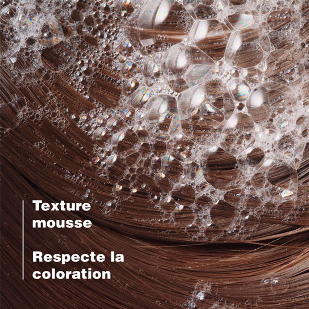 Cheveux avec mousse. Texte: Texture mousse, Respecte la coloration.