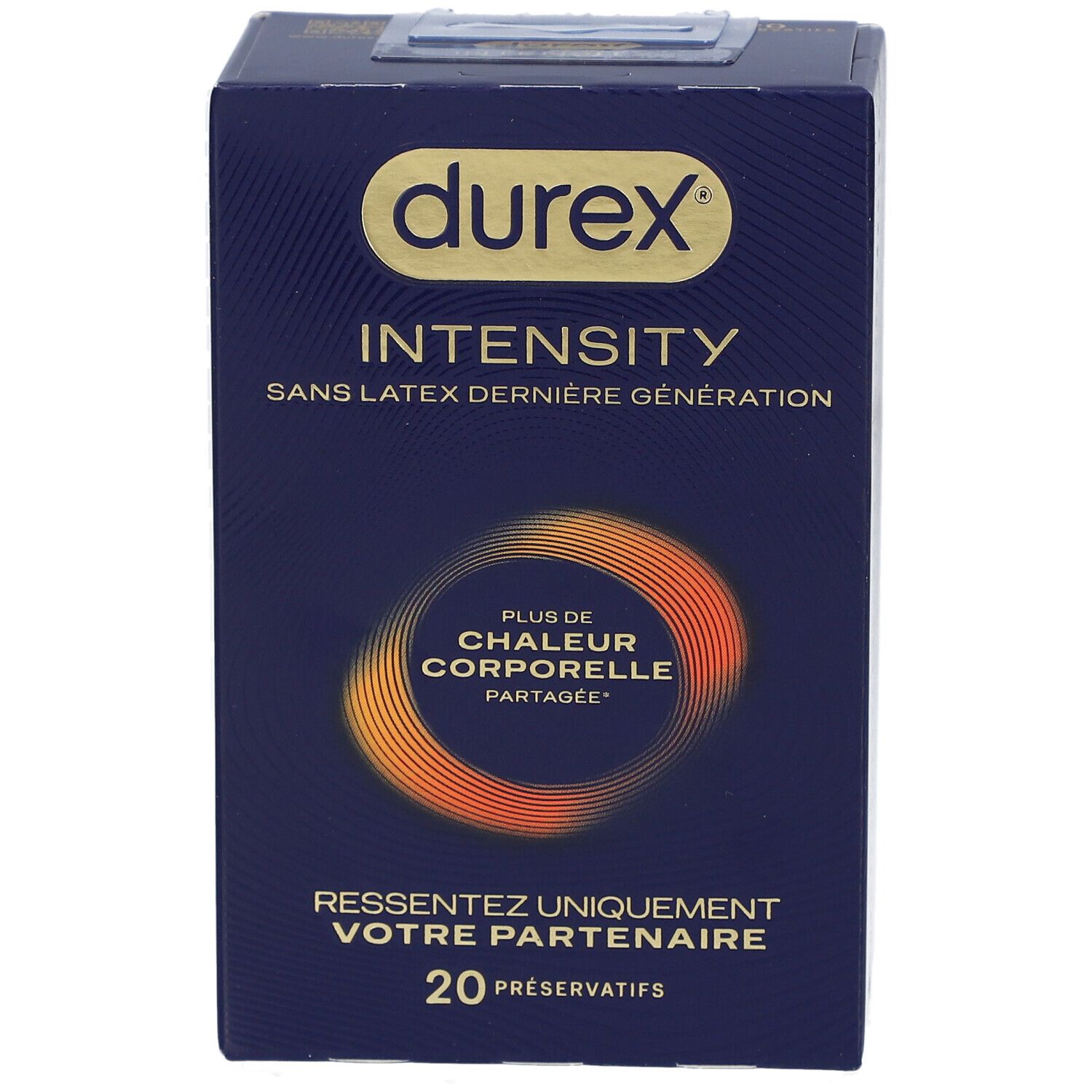 Boîte bleue foncée Durex Intensity sans latex. Contient 20 préservatifs. Logo Durex en or. Texte: PLUS DE CHALEUR CORPORELLE PARTAGÉE.