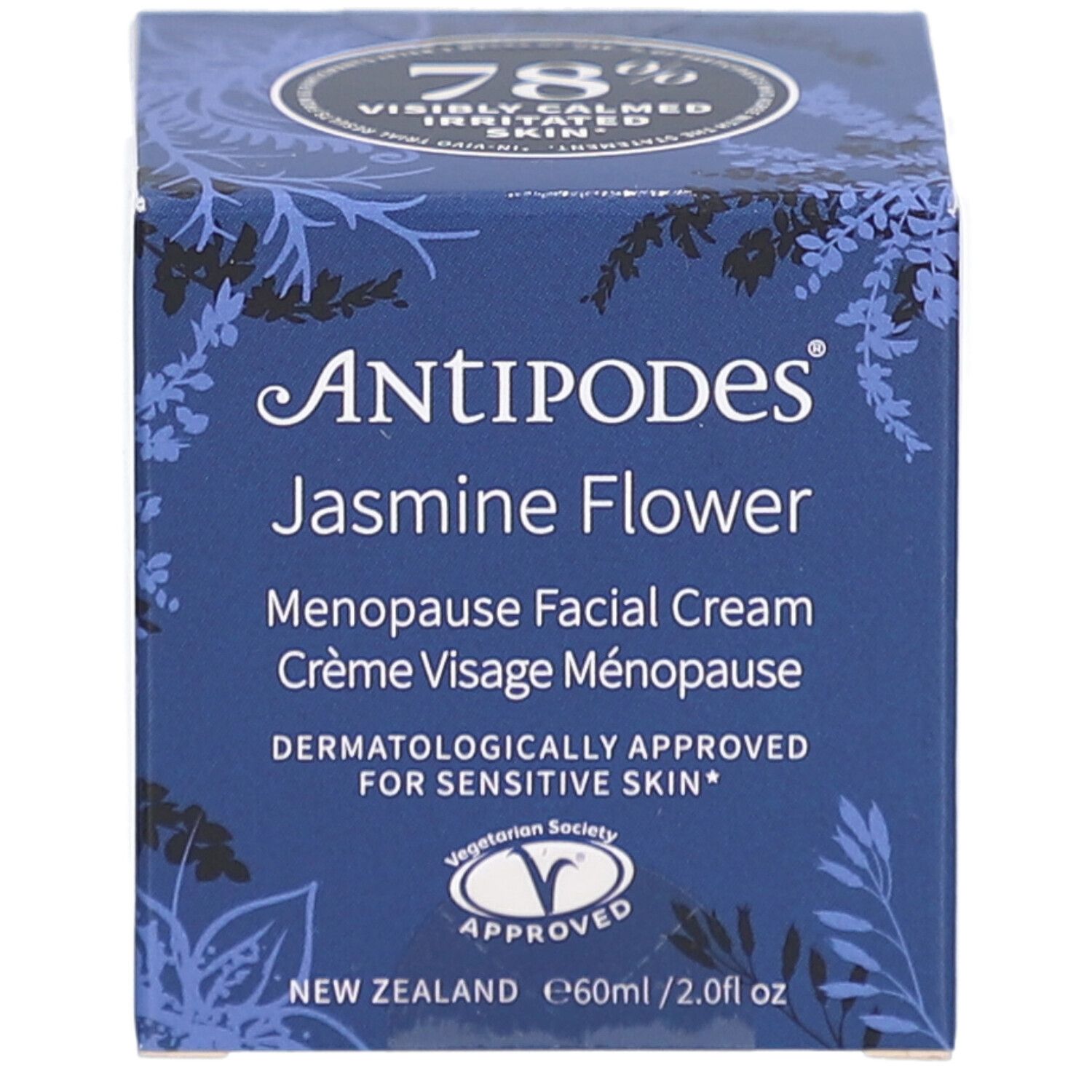 Boîte bleu-blanc. Inscription: ANTIPODES Jasmine Flower Menopause Facial Cream. Testé dermatologiquement. Label végétalien. 60ml.
