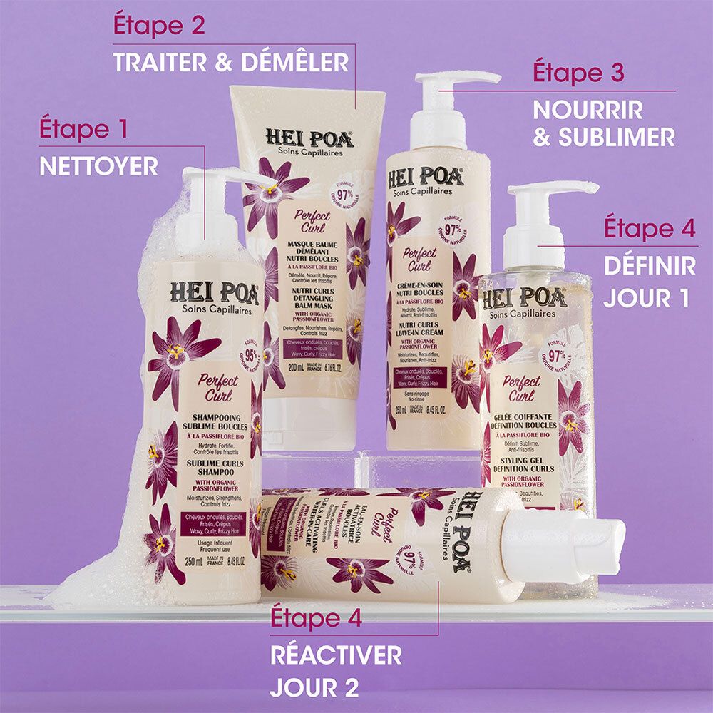 Produits HEI POA : shampooing, masque, crème, gel. Texte : Nettoyer, traiter, nourrir, définir.