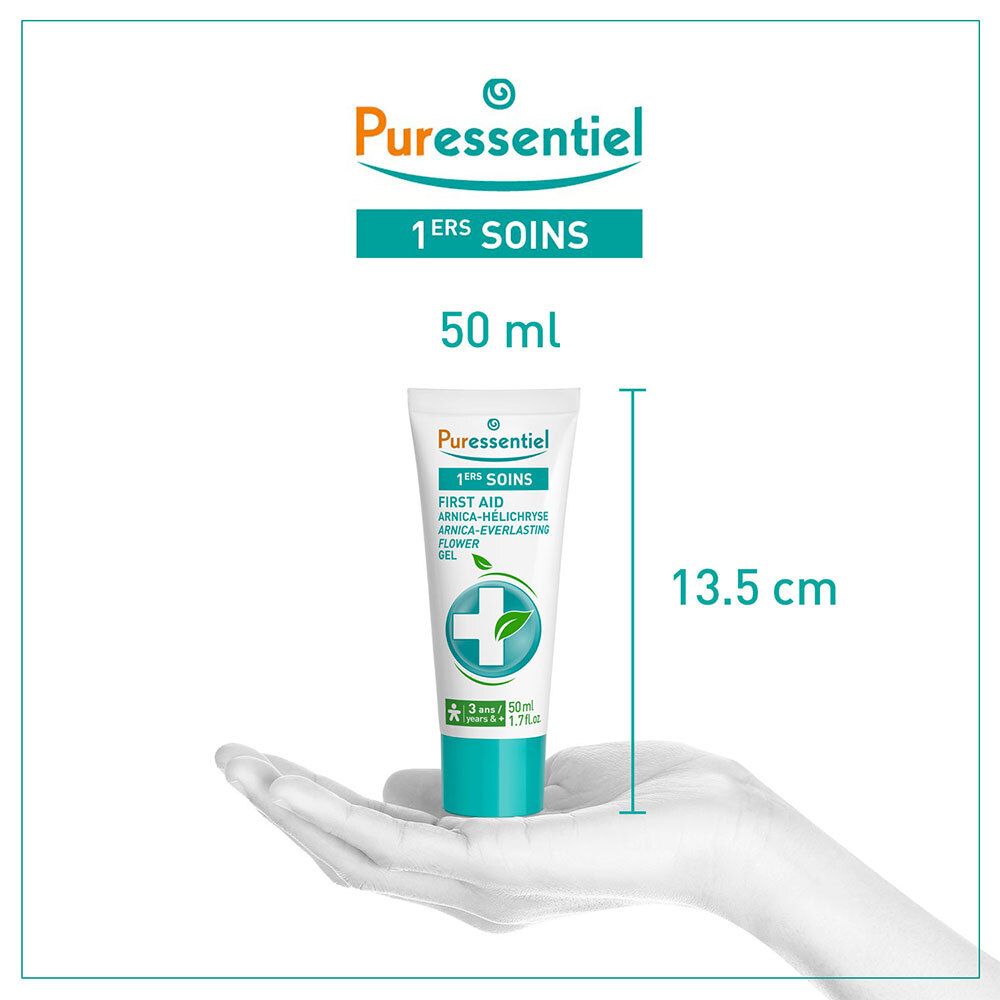 Gel Puressentiel Arnica-Hélichryse 50ml dans une main, avec indication de taille 13.5 cm.