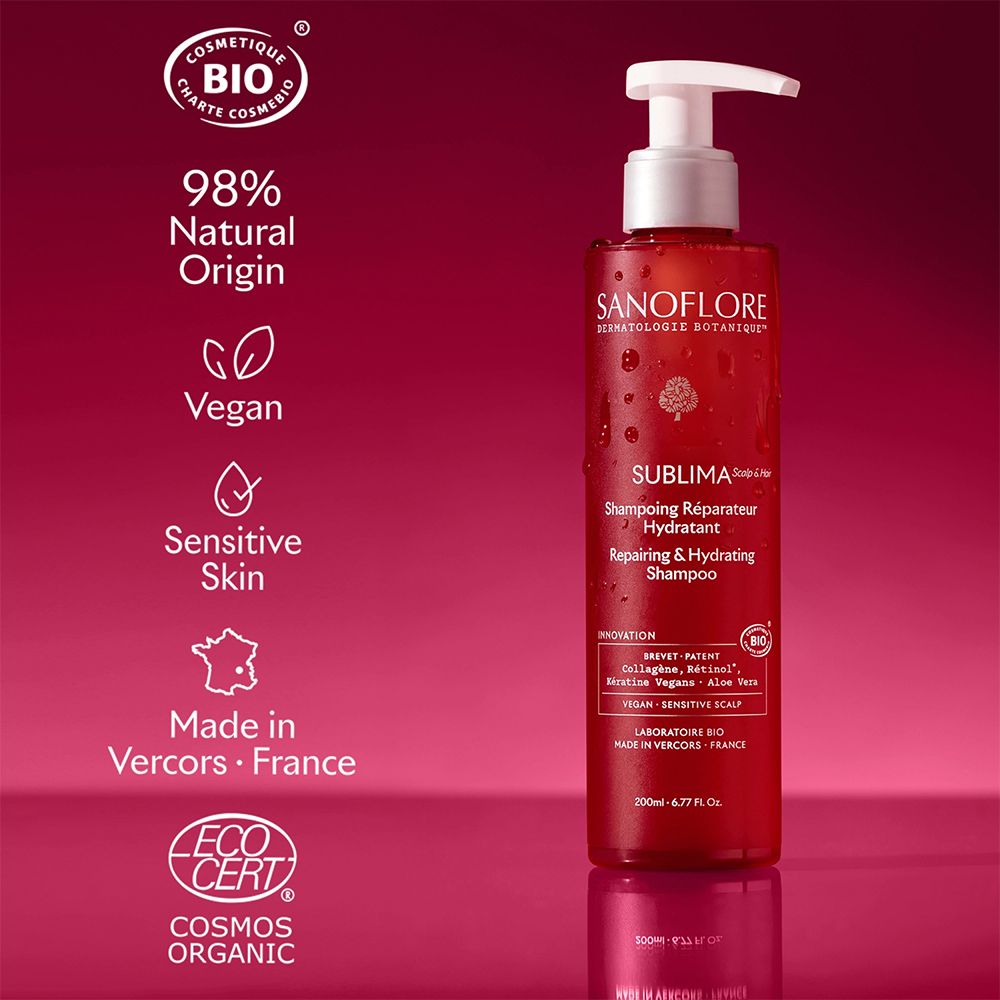 Flacon rouge avec pompe blanche. Texte: SANOFLORE, Sublima, Shampoing Réparateur Hydratant. Certification Bio.