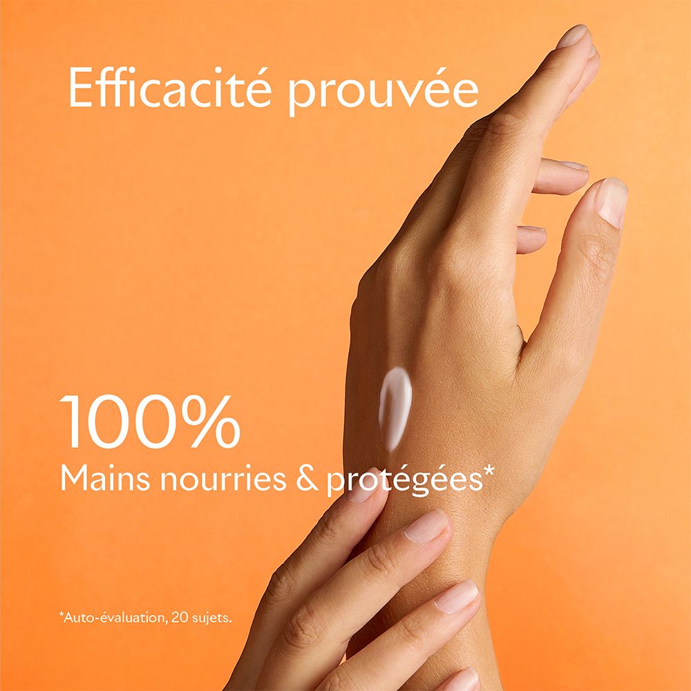 Main avec crème appliquée. Texte: 100% Mains nourries & protégées. Fond orange.