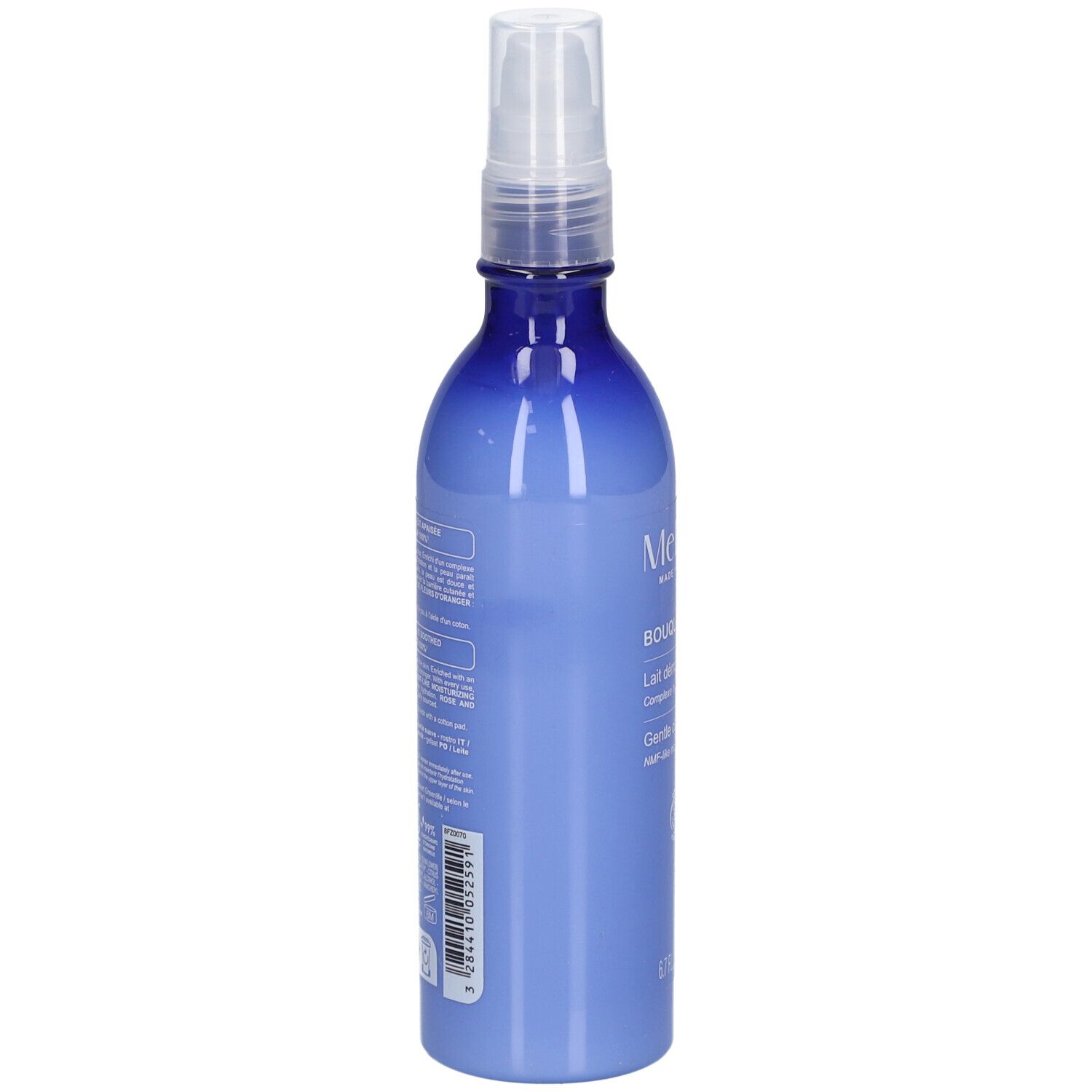 Flacon bleu transparent avec vaporisateur. Inscriptions et texte au dos. Label BIO et code-barres.