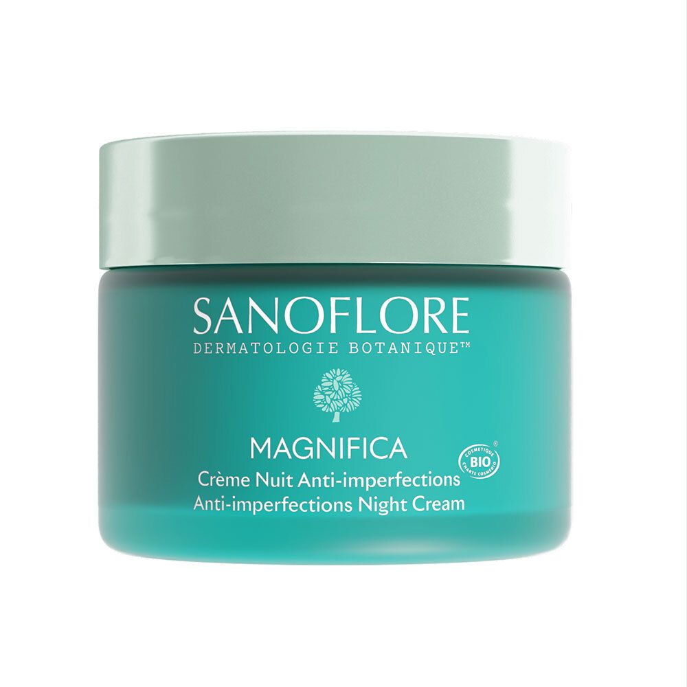 Pot de crème SANOFLORE Magnifica Crème Nuit Anti-Imperfections. Pot vert avec couvercle clair. Texte: SANOFLORE, Magnifica, Crème Nuit Anti-Imperfections.