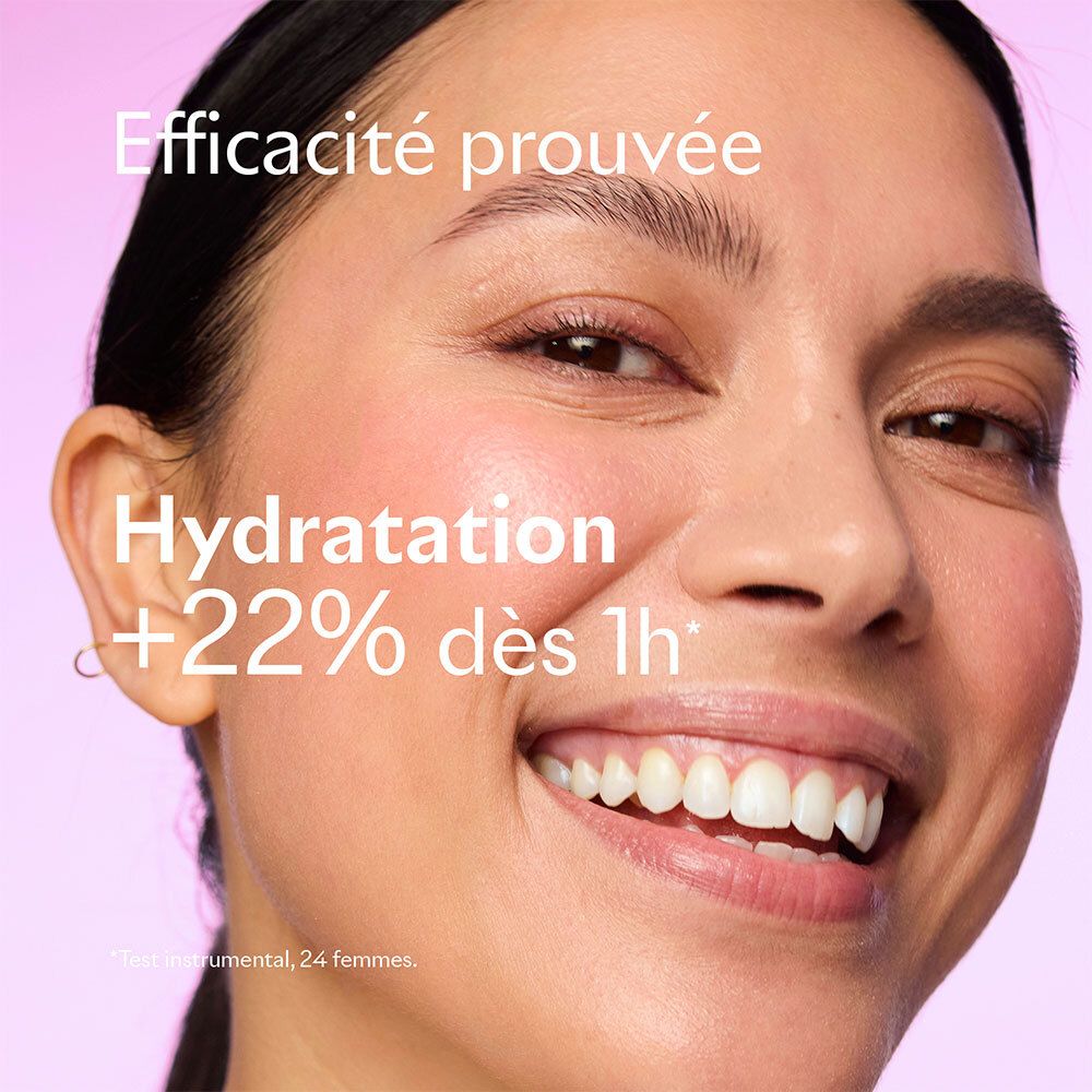 Femme souriante, peau hydratée. Texte : Hydratation +22% dès 1h.