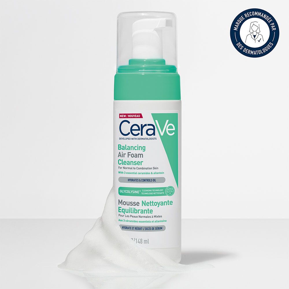 CeraVe Balancing Air Foam Cleanser. Flacon blanc, bouchon et pompe verts. Mousse à côté.