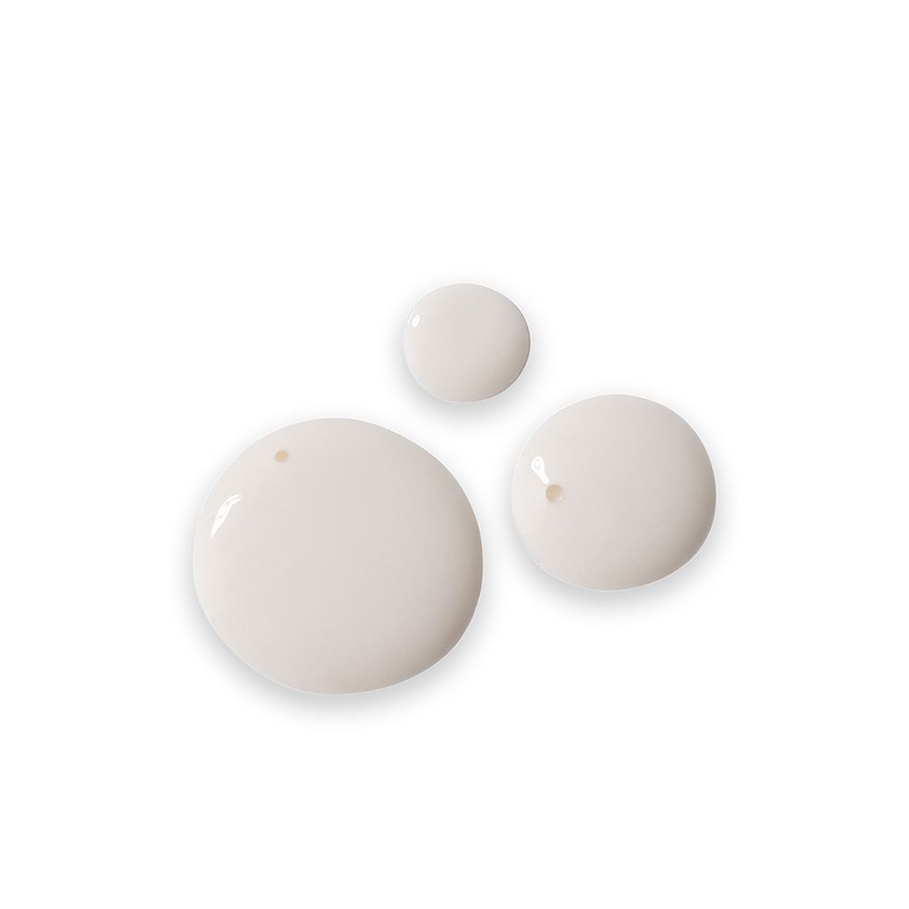 Trois gouttes blanches. Forme ronde.
