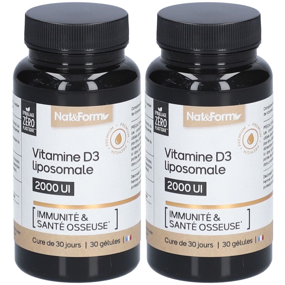 Deux flacons noirs de Vitamine D3 liposomale. Inscription: Nat&Form, 2000 UI, Immunité & Santé osseuse. Cure de 30 jours, 30 gélules.