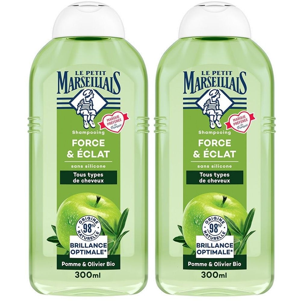 Deux flacons de shampooing verts. Inscription: Le Petit Marseillais, Force & Éclat, Pomme & Olivier Bio. Illustration de pomme et feuilles d'olivier.