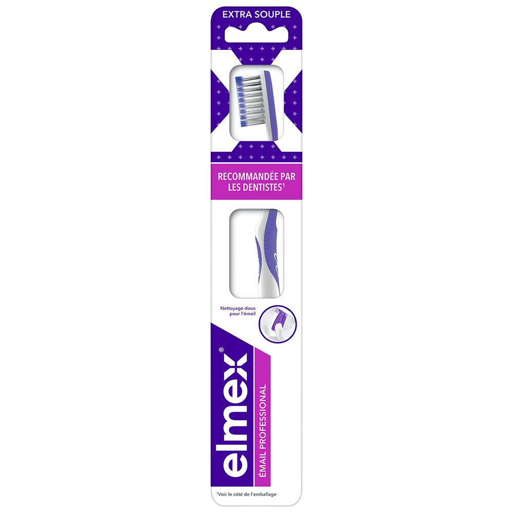 Brosse à dents dans emballage. Texte "EXTRA SOUPLE" et "RECOMMANDÉE PAR LES DENTISTES". Soies violettes et blanches.