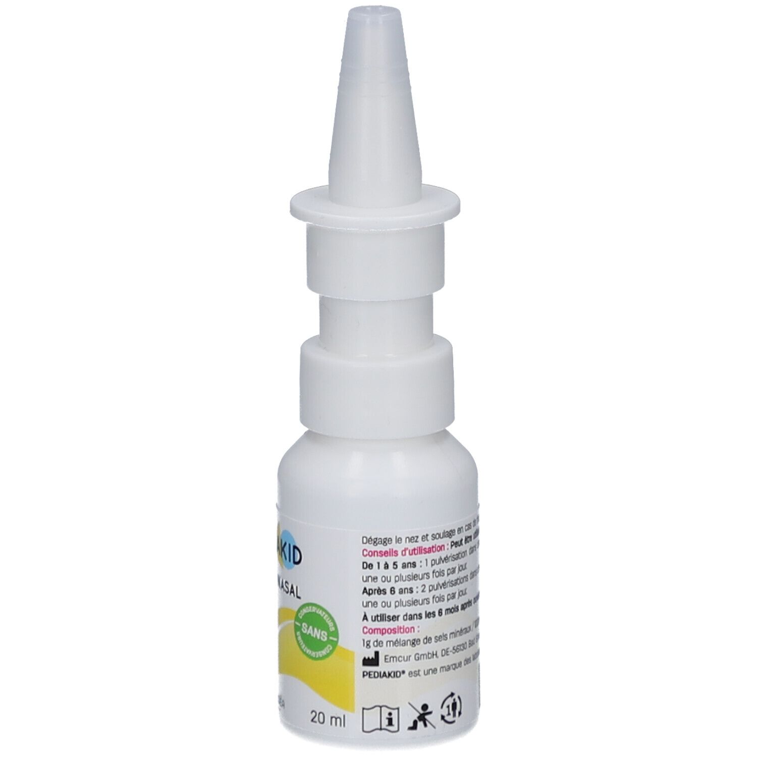 Flacon de spray nasal blanc avec embout. Inscription PEDIAKID SPRAY NASAL. Dispositif médical.