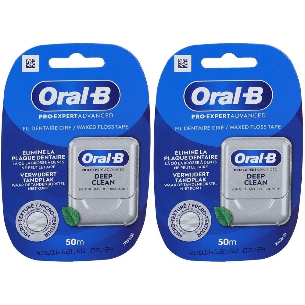 Deux paquets de fil dentaire. Emballage bleu, contenant blanc. Marque Oral-B, nom du produit Deep Clean. 50m.