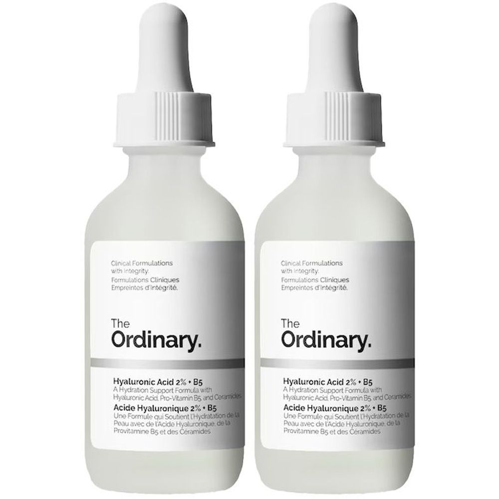 Deux flacons avec pipettes. L'étiquette indique "The Ordinary Hyaluronic Acid 2% + B5".