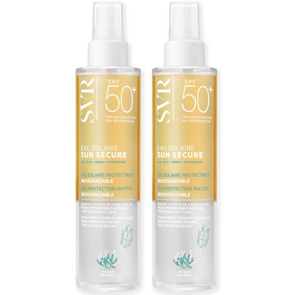 Deux flacons spray transparents avec bouchons blancs. Étiquettes avec "SPF 50+" et "EAU SOLAIRE SUN SECURE".