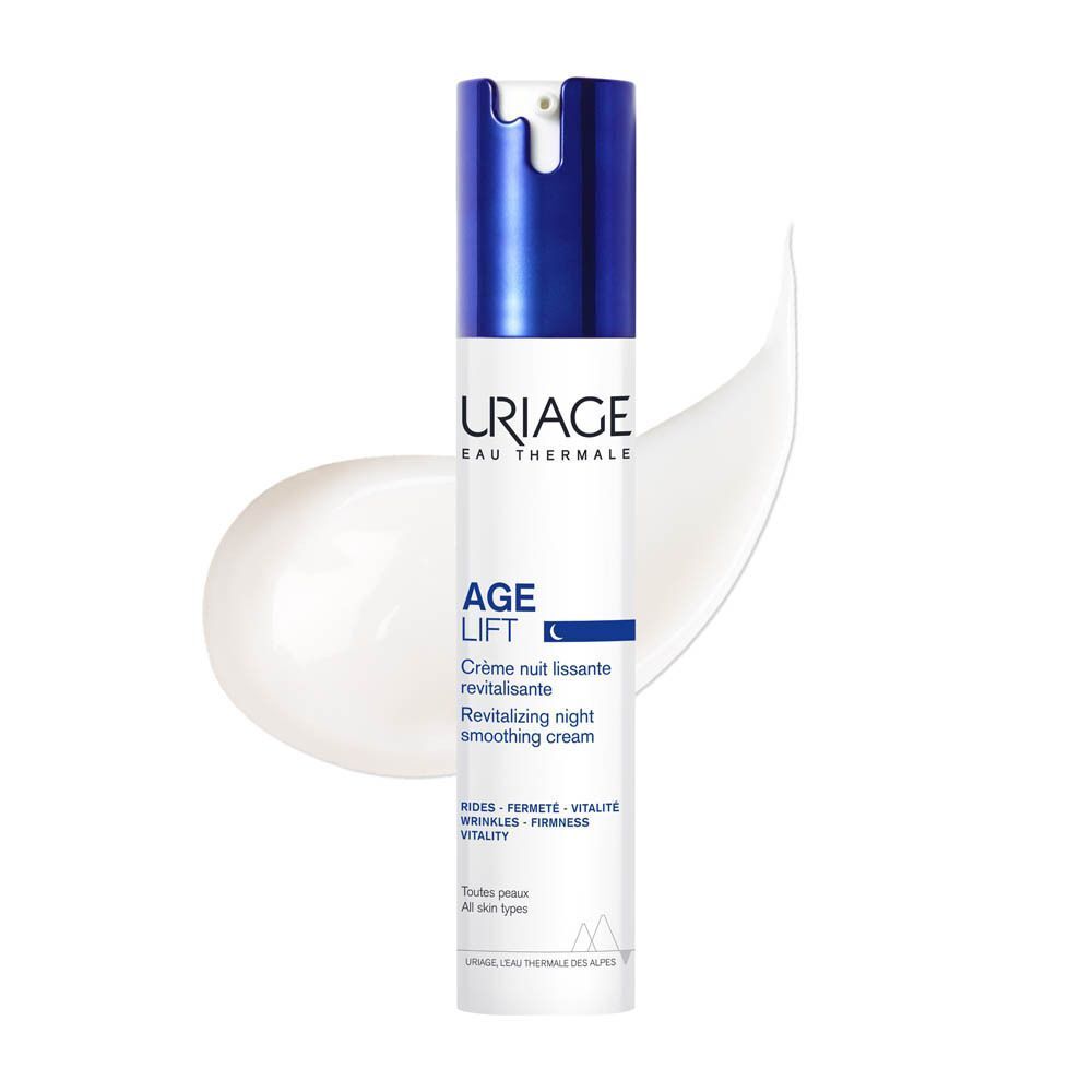 Flacon de crème de nuit Uriage Age Lift avec application de crème. Flacon blanc avec bouchon bleu. Texte: Age Lift.