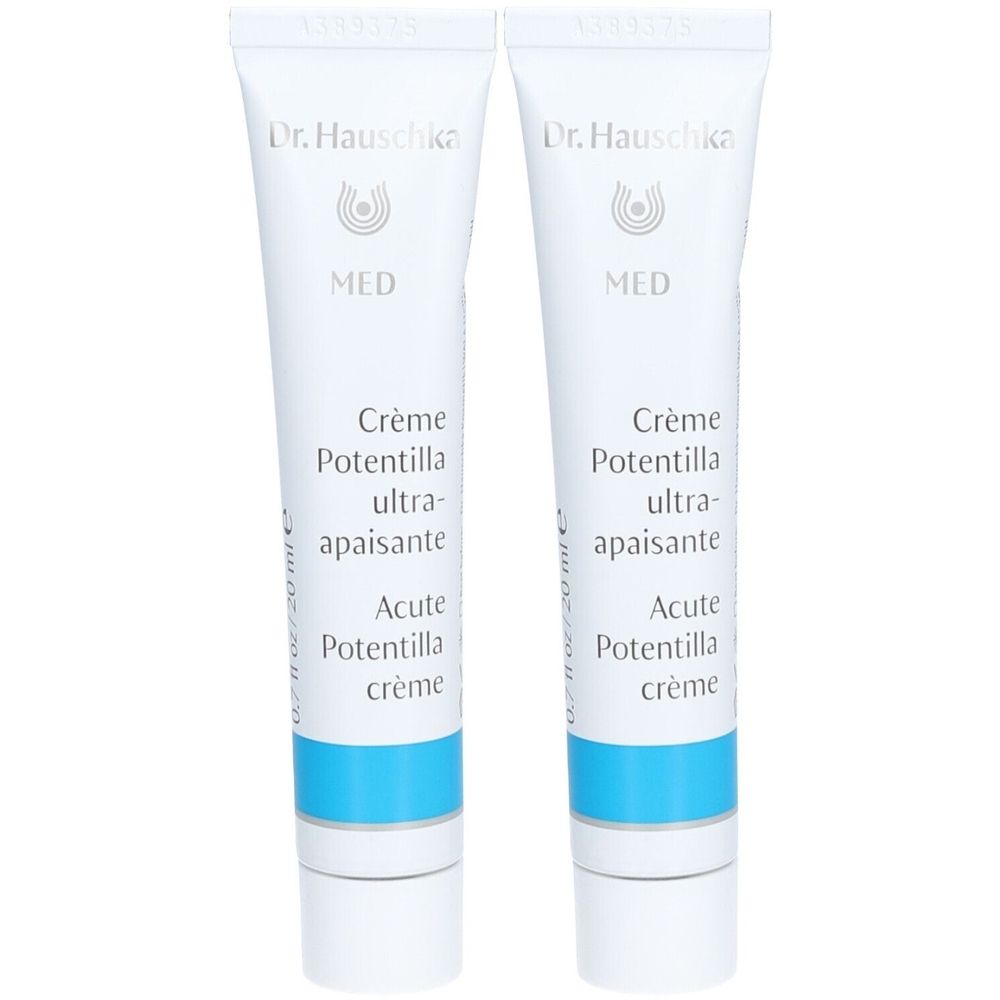 Deux tubes de crème Dr. Hauschka MED Potentilla ultra-apaisante. Tubes blancs avec bandes bleues et texte.