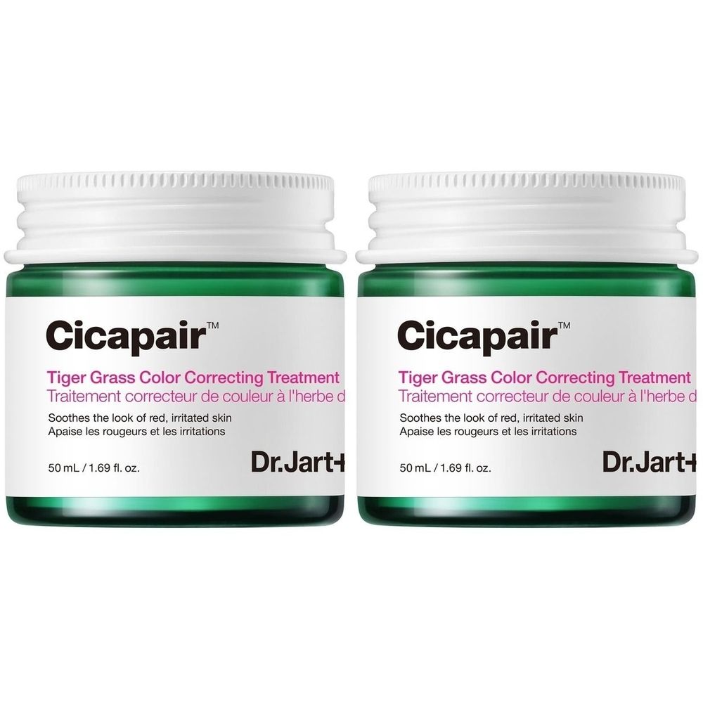 Deux pots verts avec couvercles blancs. Inscription: Cicapair, Tiger Grass Color Correcting Treatment. Marque: Dr.Jart+.