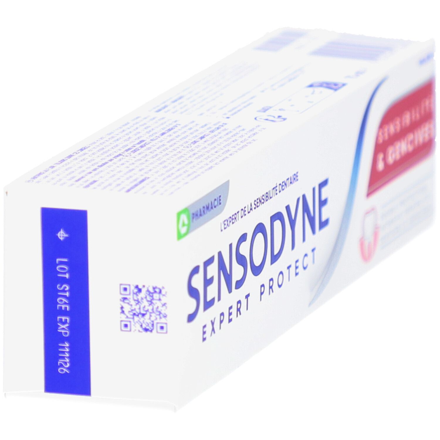 Emballage de dentifrice blanc. Marque bleue avec code QR et numéro de lot. Sensodyne Expert Protect.