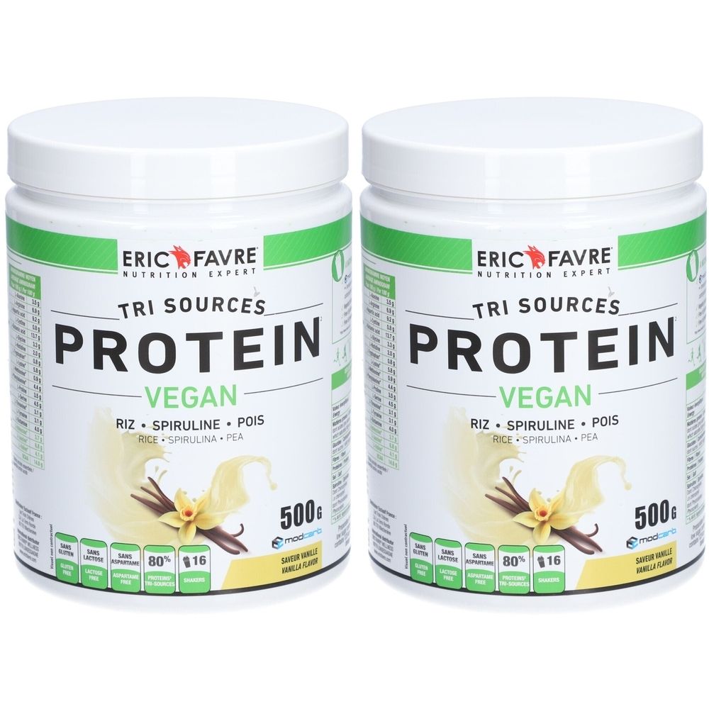 Deux boîtes blanches avec étiquette verte. Inscription: PROTEIN VEGAN, TRI SOURCES, ERIC FAVRE. Illustration de vanille et ingrédients.