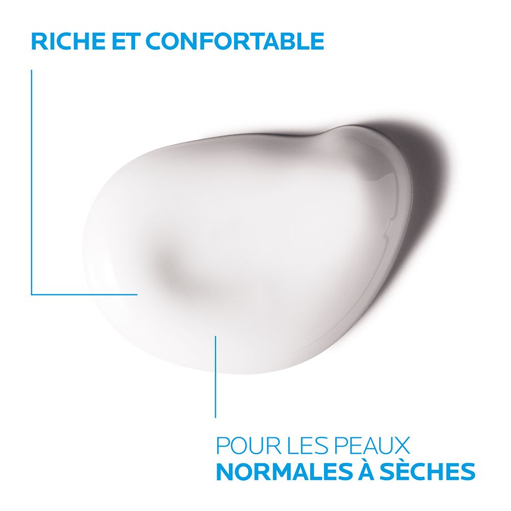 Gros plan sur un produit crémeux. Texte : Riche et confortable, pour les peaux normales à sèches.