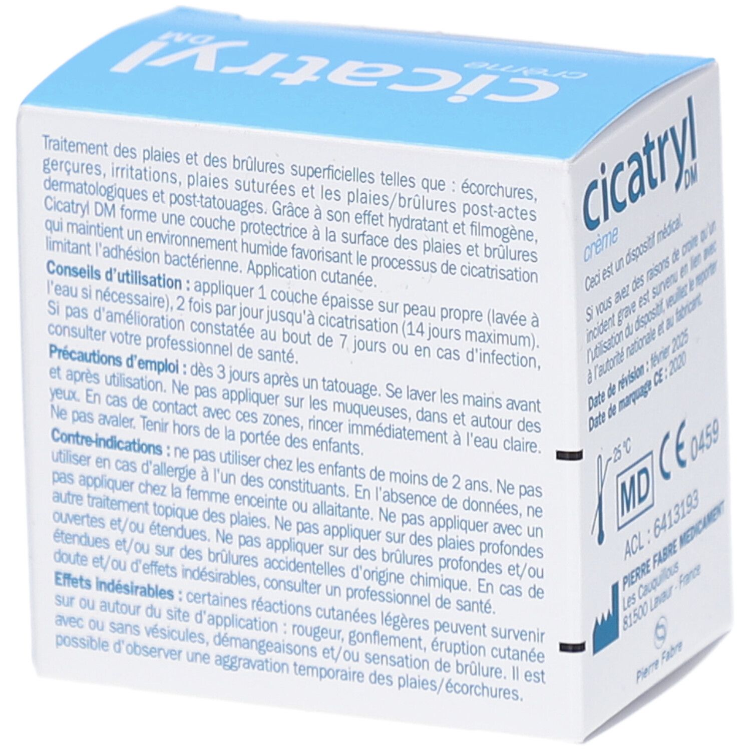 Boîte cicatrly DM crème. Texte: Traitement des plaies et brûlures. Conseils d'utilisation. Précautions d'emploi. Contre-indications.