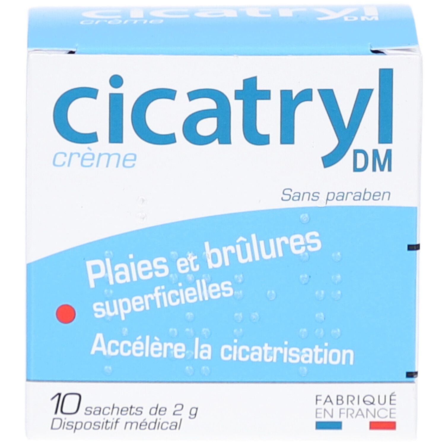 Boîte cicatrly DM crème. Texte: Plaies et brûlures superficielles, Accélère la cicatrisation. 10 sachets. Sans paraben.