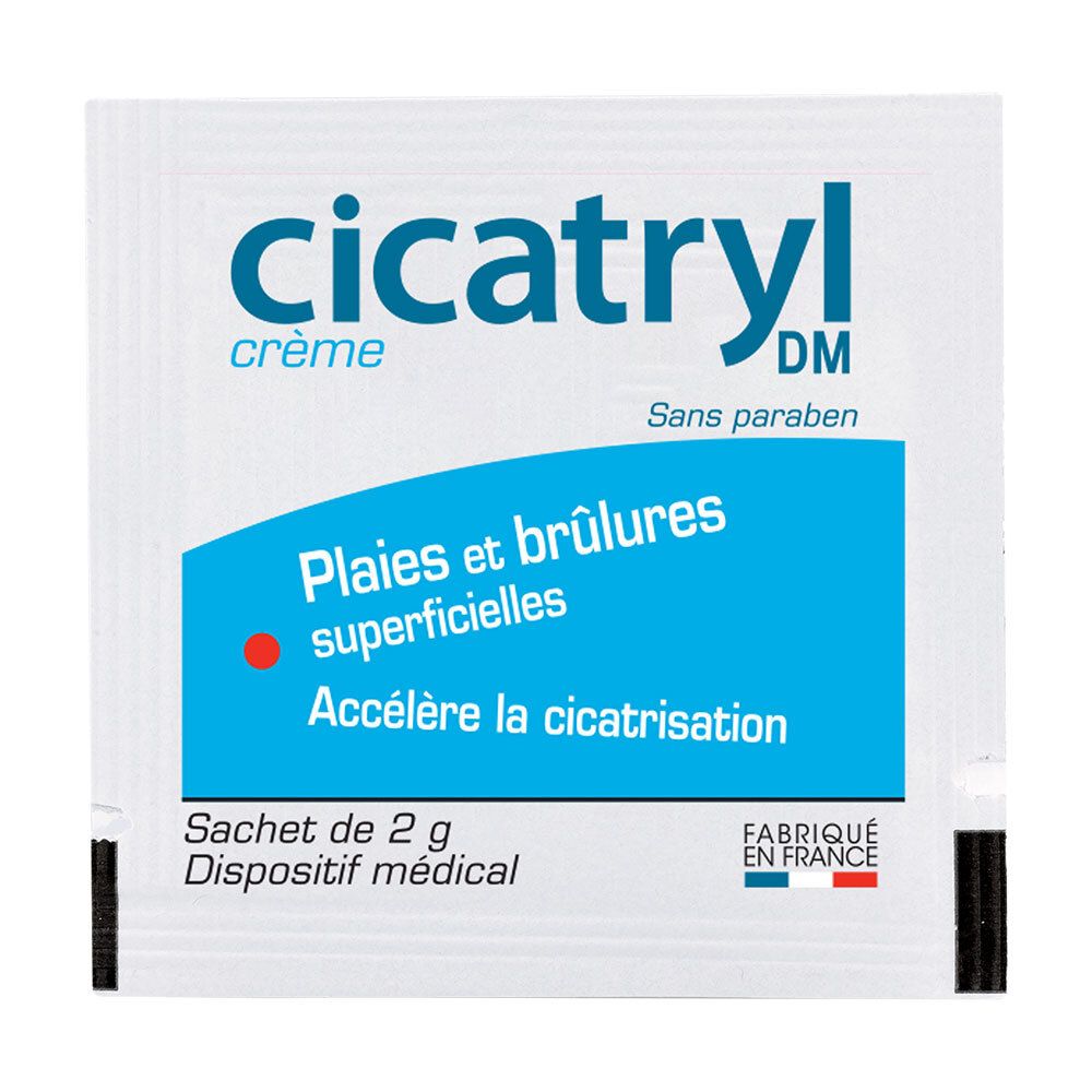 Sachet individuel de Cicatryl DM crème, avec informations produit et logo.