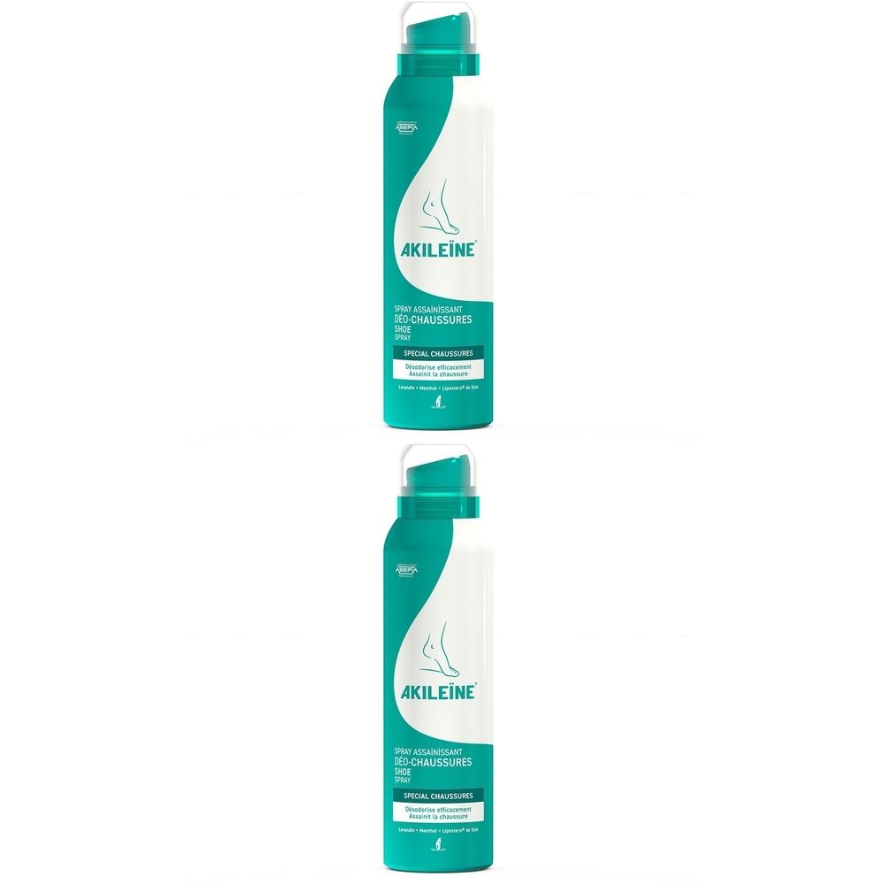 Deux sprays AKILEÏNE Déo-Chaussures, vert et blanc. Tête de pulvérisation. Silhouette de pied.