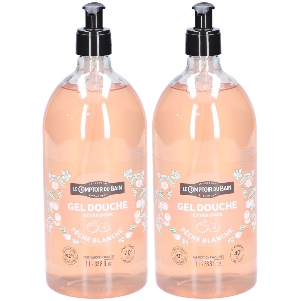 Deux flacons de gel douche avec pompe doseuse. Inscription : Gel Douche, Pêche Blanche. Flacons de 1L.