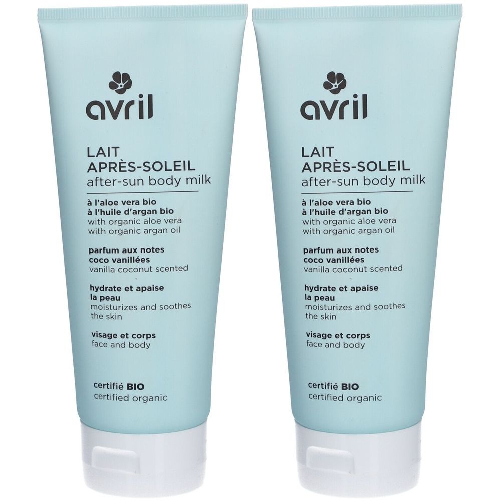 Deux tubes de Lait Après-Soleil Avril. Emballage bleu clair, bouchon blanc. Inscription: Après-Soleil, certifié bio.