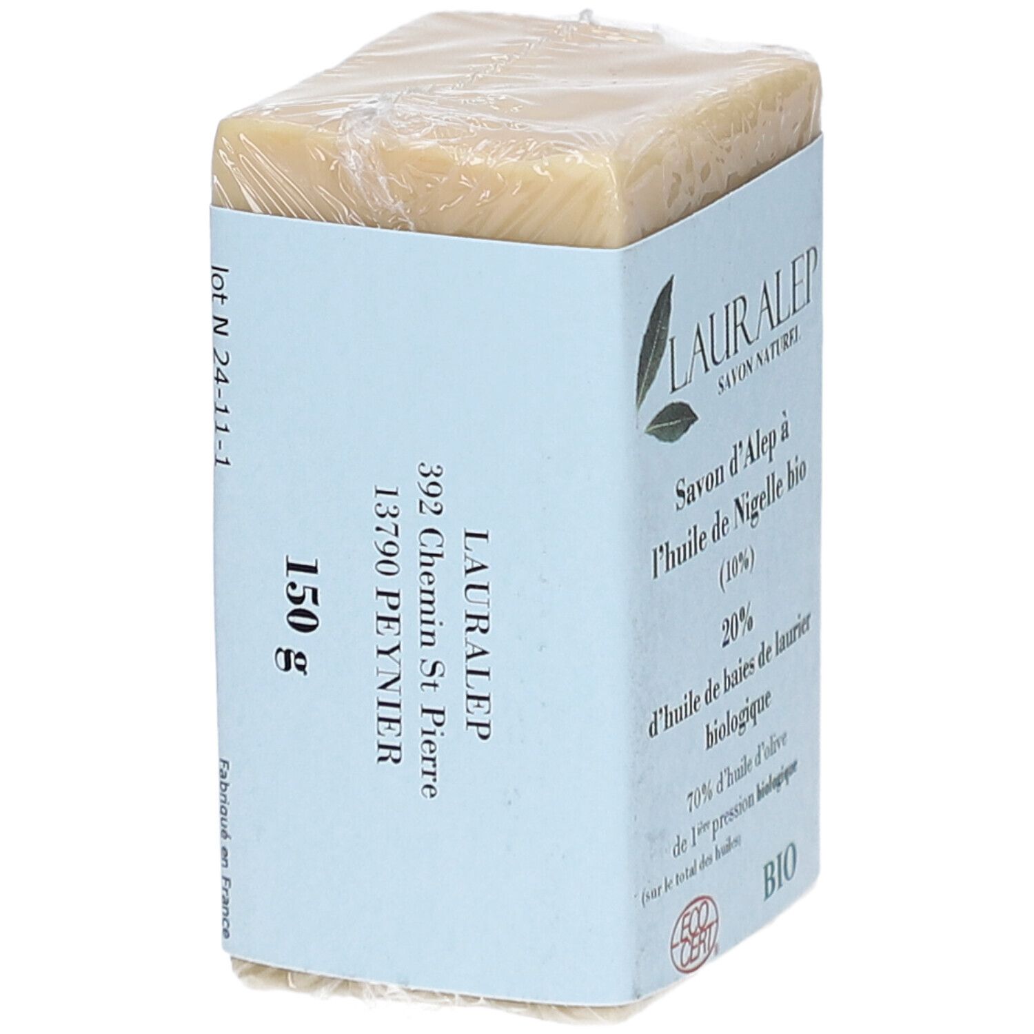 Savon d'Alep emballé. Emballage bleu avec informations produit, logo LAURALEP et poids de 150g.