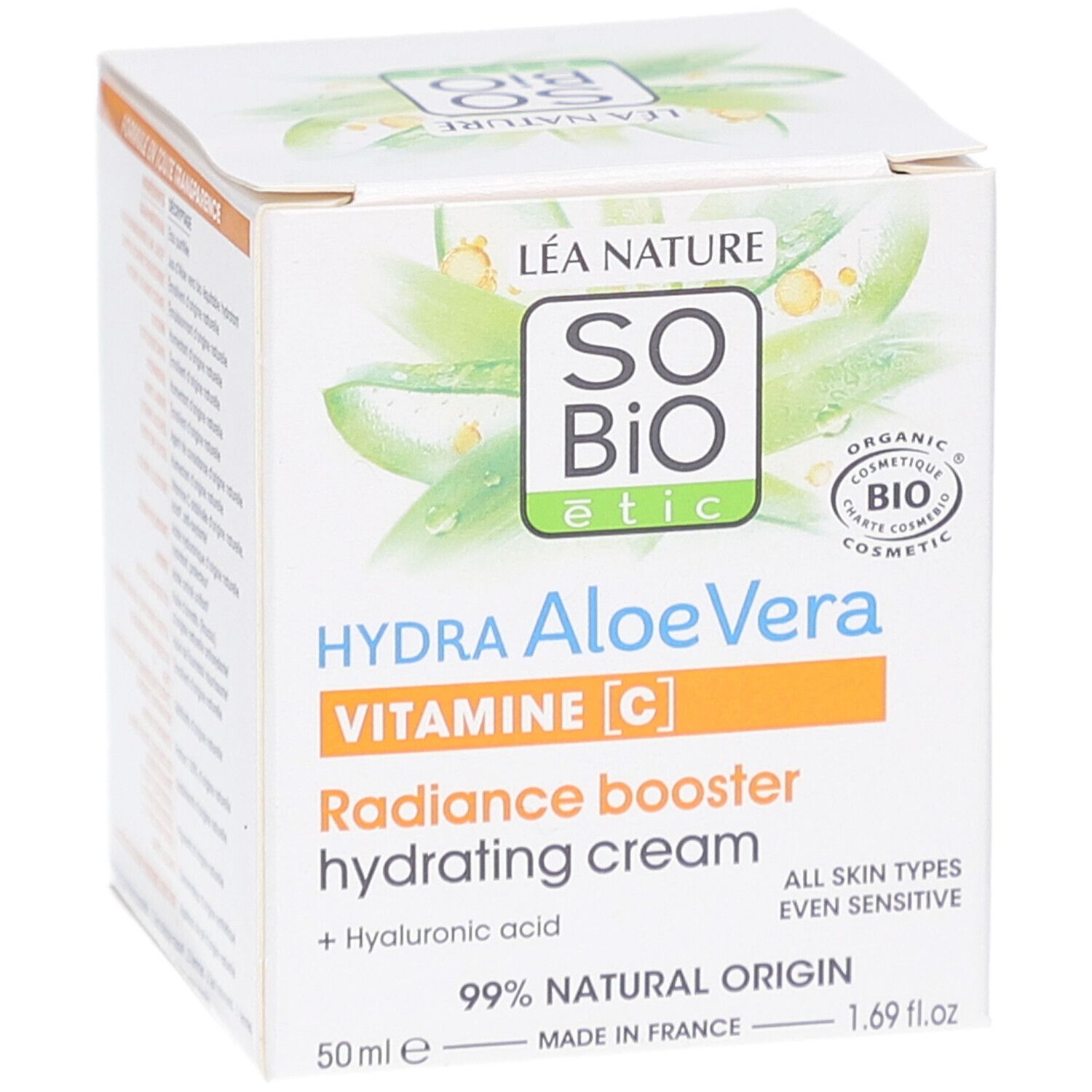 Boîte blanche avec informations produit. Inscription: SO BIO etic Hydra Aloe Vera Vitamine C. Crème hydratante. 99% d'origine naturelle.