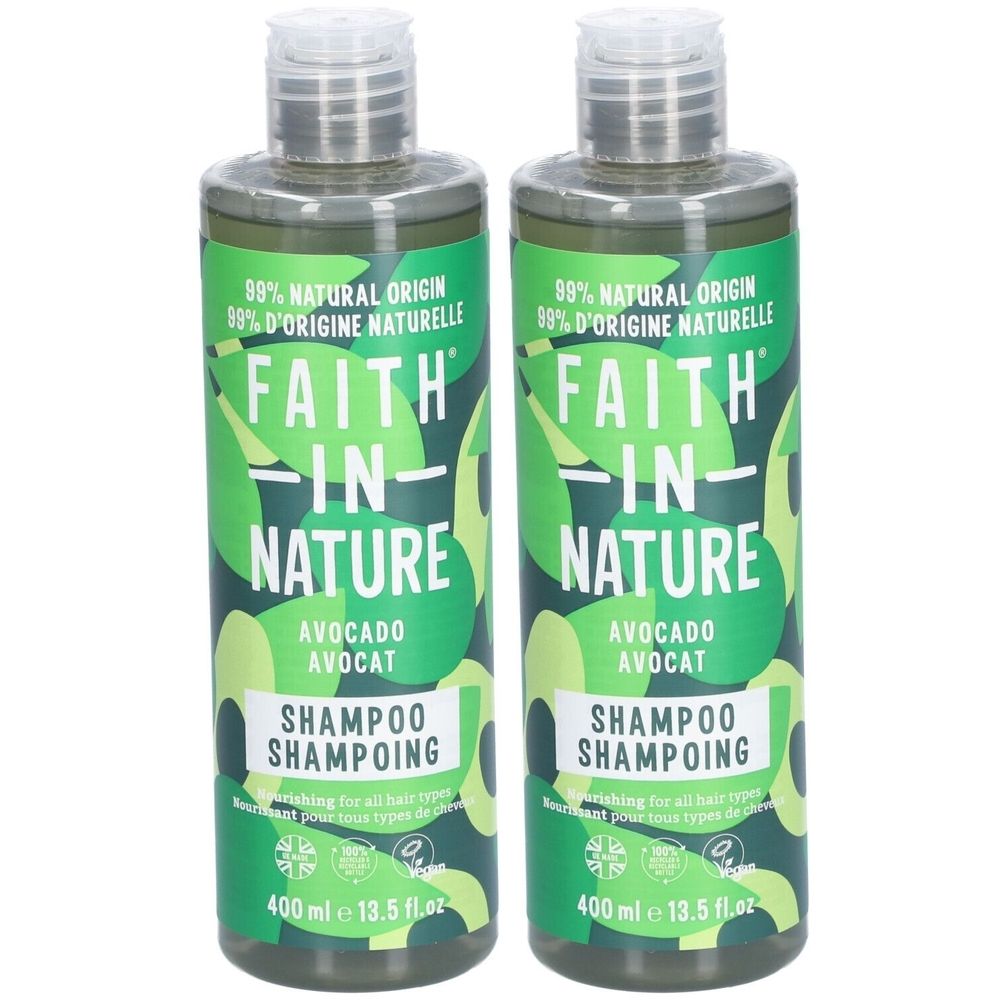 Deux flacons verts de shampooing. Inscription: Faith in Nature, Avocado, Shampooing. 99% d'origine naturelle. 400 ml.