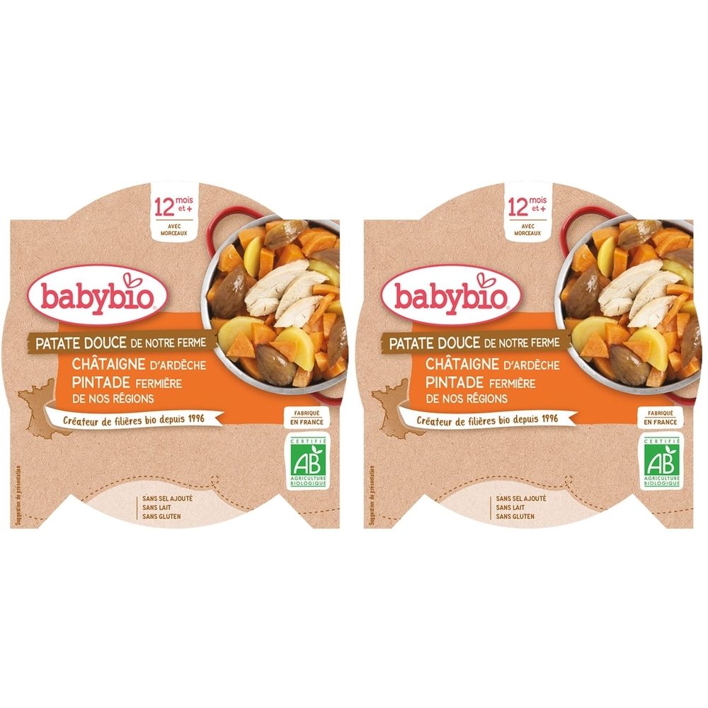 Deux emballages Babybio. Inscription: Patate Douce, Châtaigne d'Ardèche, Pintade Fermière. Label AB. Dès 12 mois.