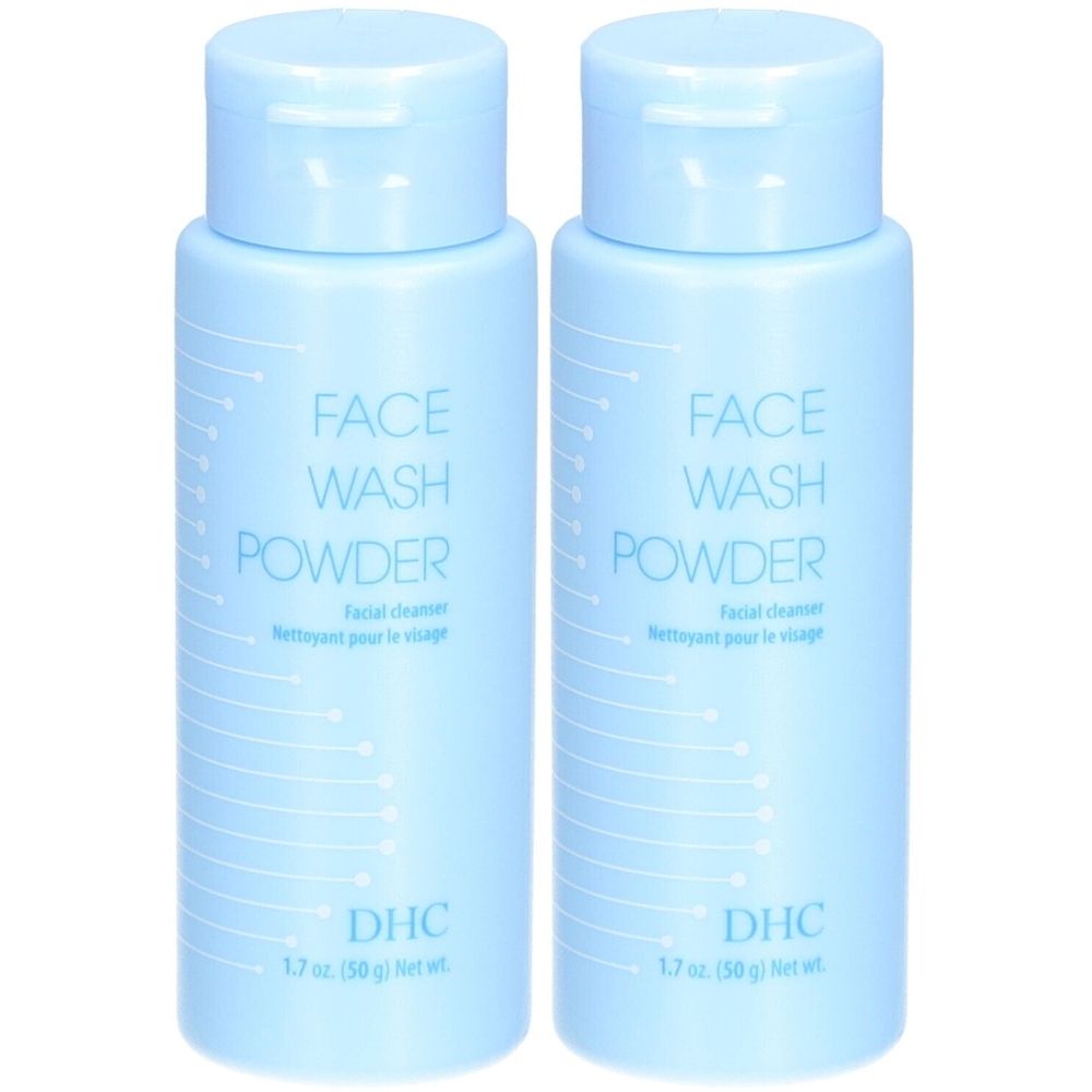 Deux flacons bleu clair avec bouchons rabattables. Inscription : Face Wash Powder, DHC. Contient 1,7 oz (50g) de poids net.
