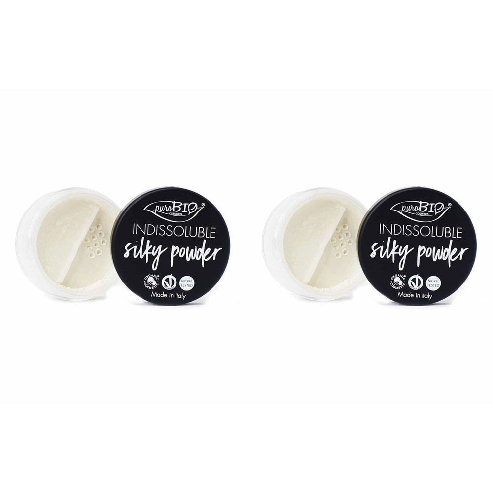Deux contenants ronds ouverts avec poudre libre. Couvercle noir avec texte blanc: Indissoluble silky powder. Marque: puroBIO. Fabriqué en Italie.