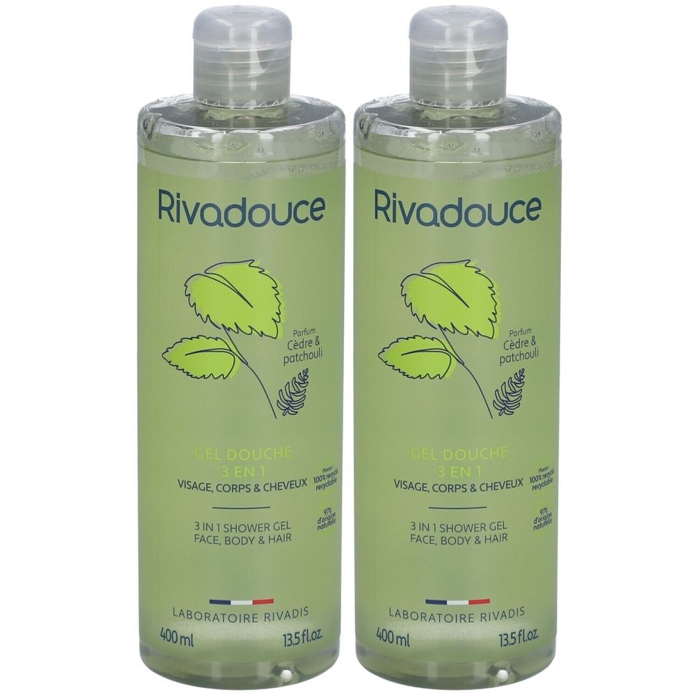 Deux flacons de gel douche vert avec bouchon blanc. Inscription: Rivadouce, 3en1, Cèdre & patchouli. Drapeau français.