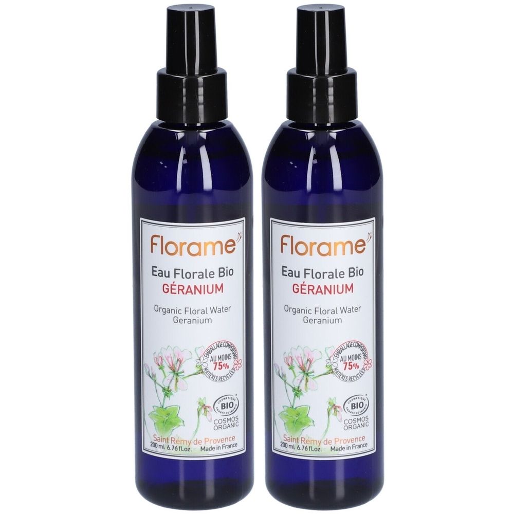Deux flacons pulvérisateurs bleus avec étiquettes. Les étiquettes indiquent "Florame Eau Florale Bio Géranium". Des certifications sont visibles.