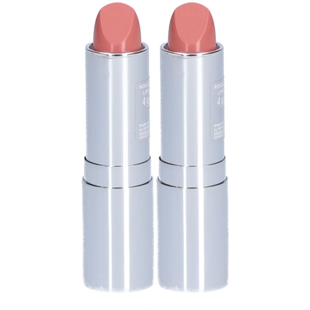 Deux rouges à lèvres roses. Étui argenté avec informations produit. Extrémité supérieure biseautée.