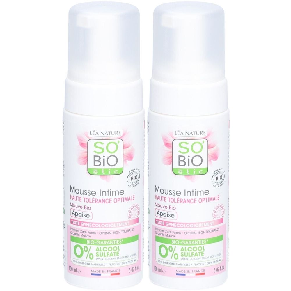 Deux flacons blancs avec vaporisateur. Inscription: SO BIO ETIC, Mousse Intime. 0% alcool, sulfate. Certification bio.