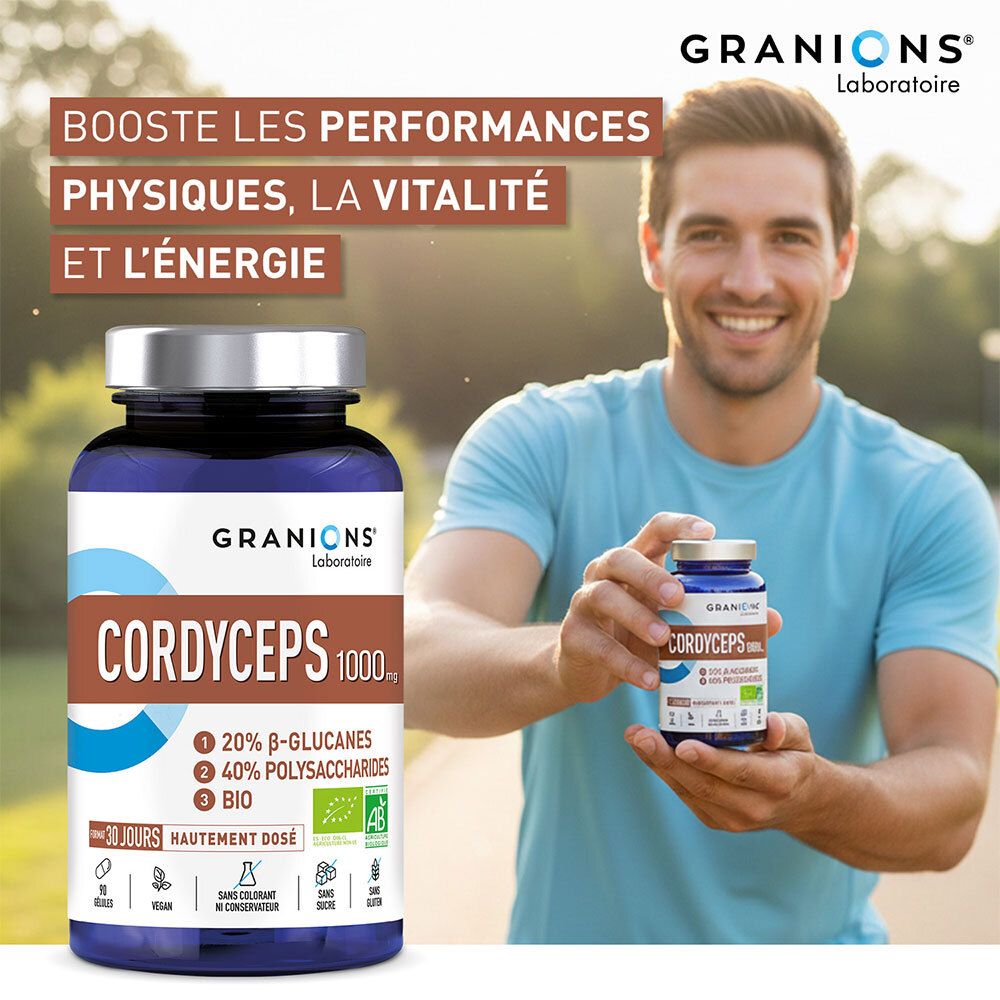 Homme tenant un flacon de CORDYCEPS. Inscription: CORDYCEPS 1000mg. L'homme sourit. Arrière-plan: nature.