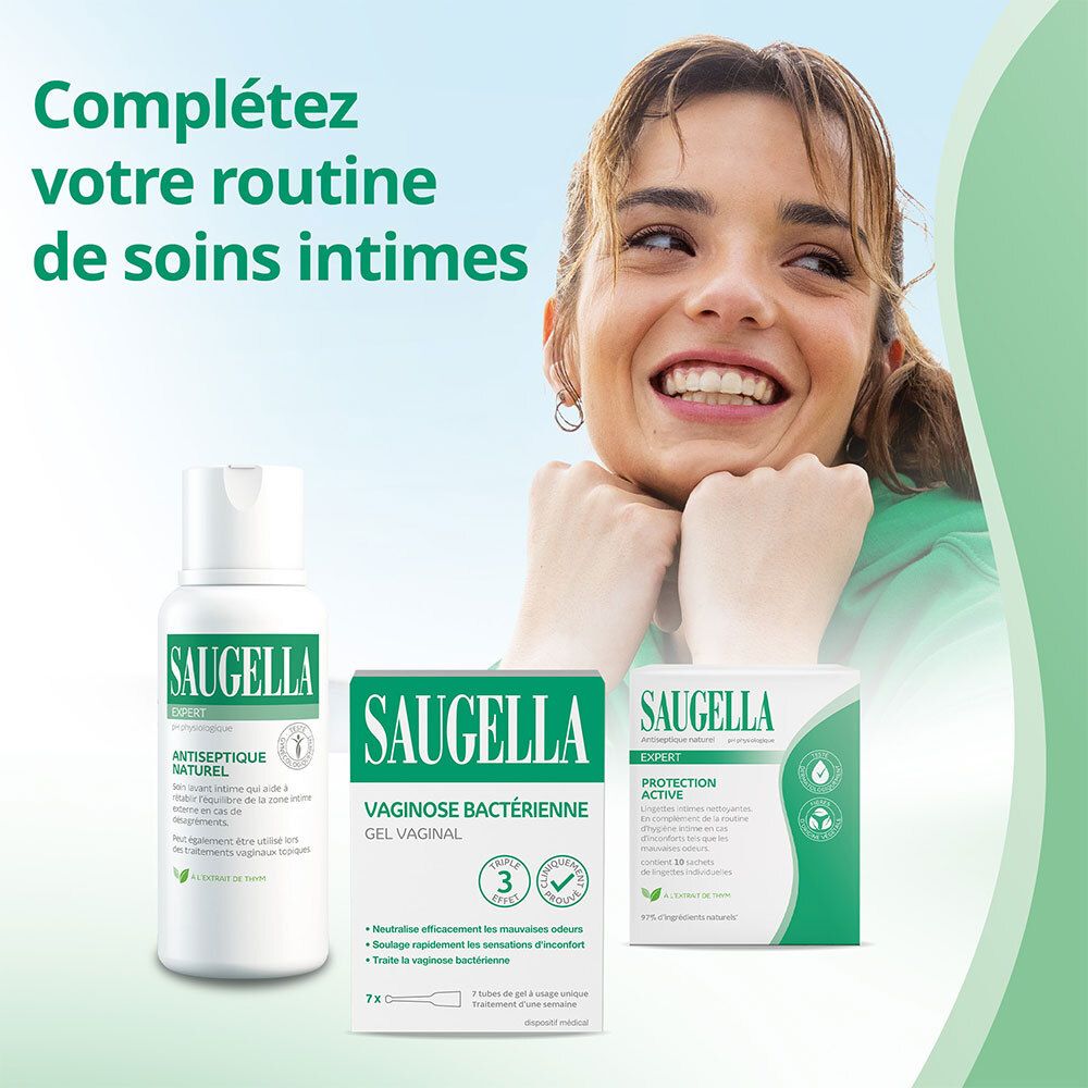 Femme avec produits Saugella. Saugella Antiseptique Naturel, Saugella Vaginose Bactérienne Gel Vaginal, Saugella Protection Active.