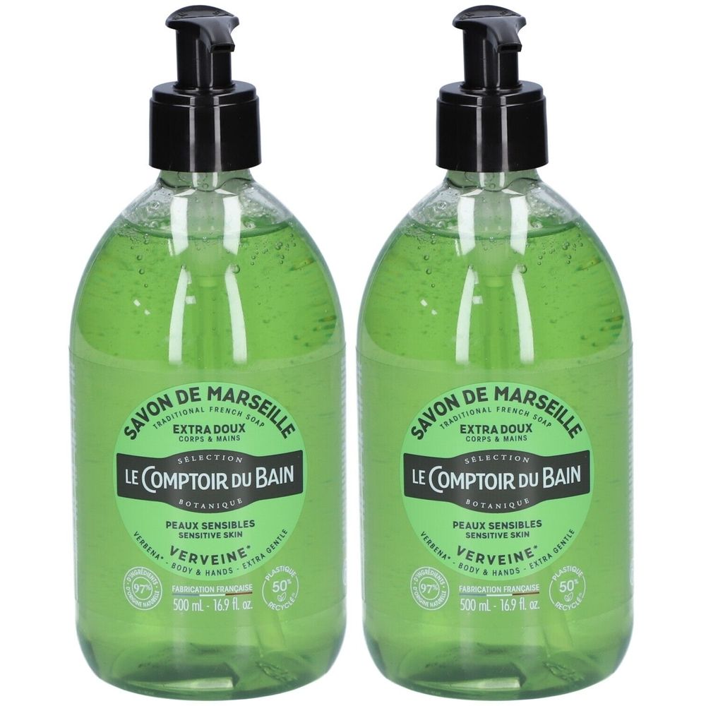 Deux flacons de Savon de Marseille avec pompe noire. Liquide verdâtre. Inscription : Le Comptoir du Bain, Verveine.