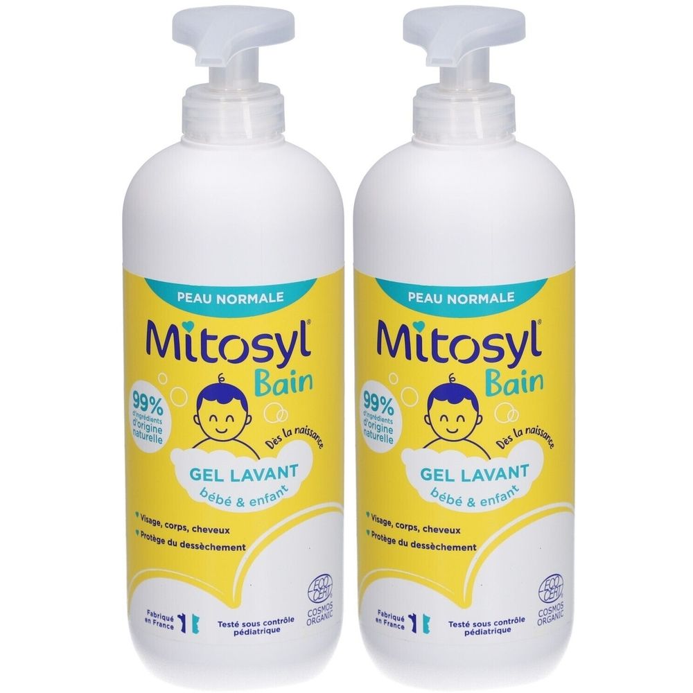 Deux flacons blancs avec étiquettes jaunes. Inscription : Mitosyl Bain, Gel Lavant bébé & enfant. Avec bouchon pompe.